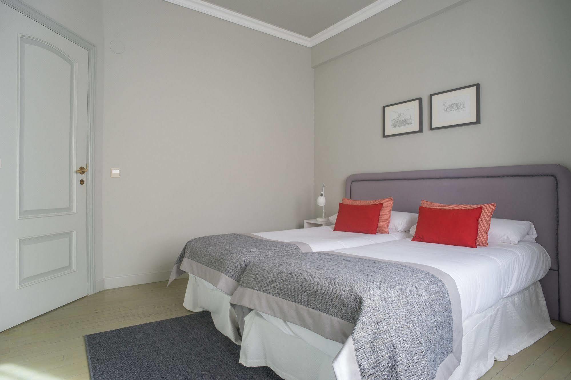 La Plage Zurriola - Ib. Apartments San Sebastian Bagian luar foto